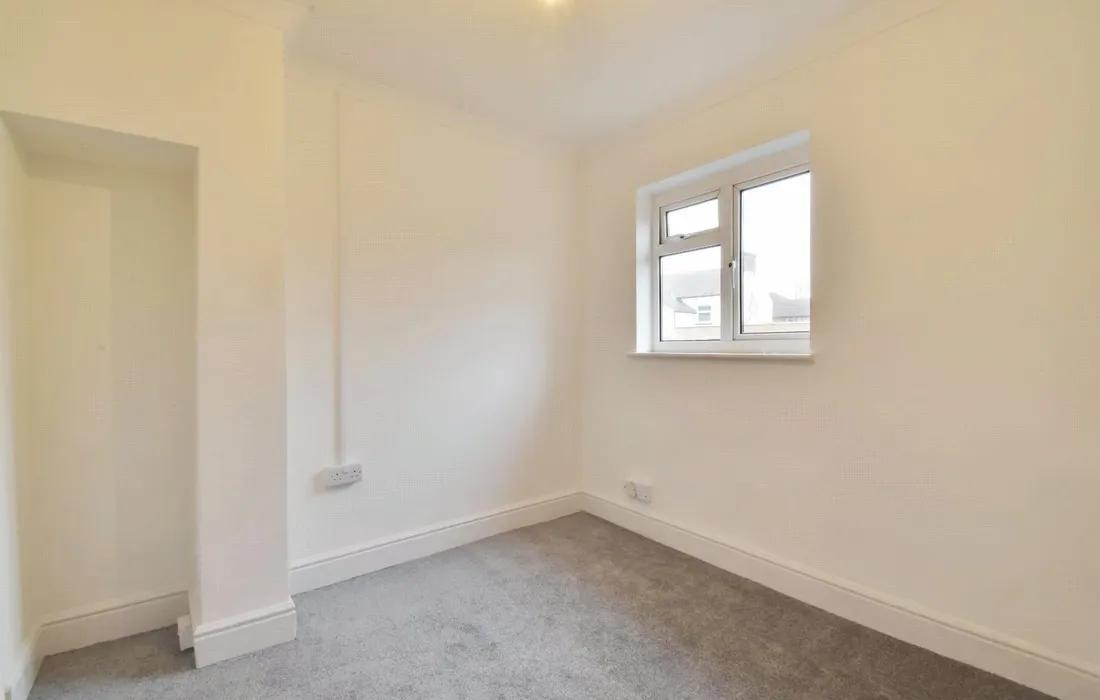 2 bedroom house for sale