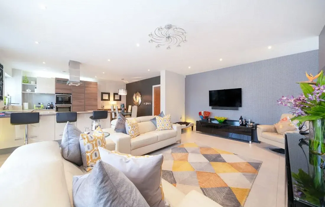 2 bedroom apartment for sale