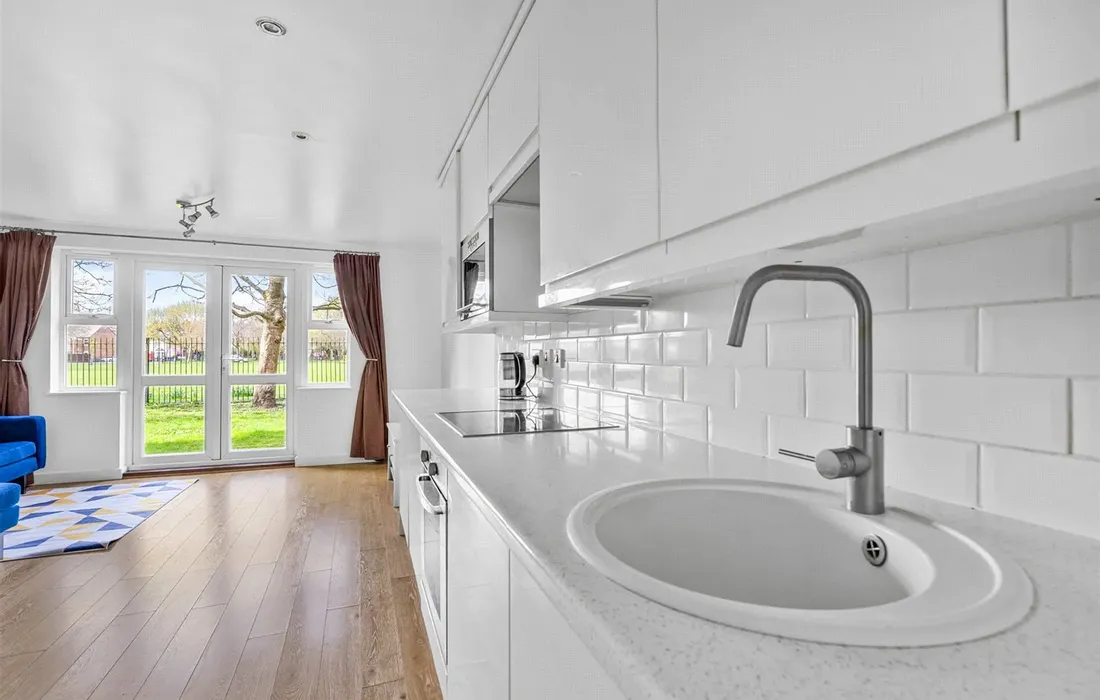 1 bedroom apartment for sale