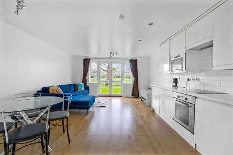 1 bedroom apartment for sale