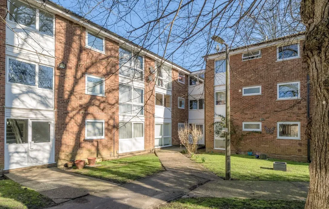 2 bedroom apartment for sale