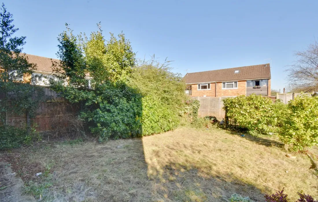 2 bedroom apartment to rent