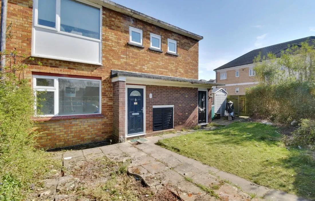 2 bedroom apartment to rent