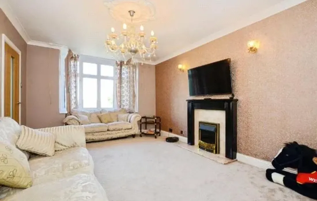 5 bedroom house for sale