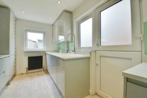 3 bedroom house to rent