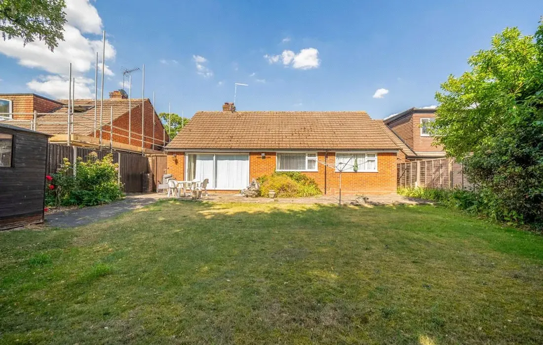 2 bedroom bungalow for sale