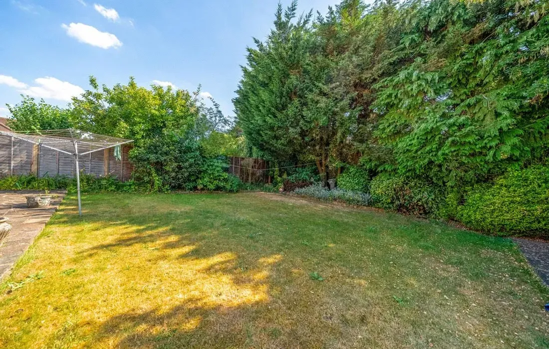 2 bedroom bungalow for sale