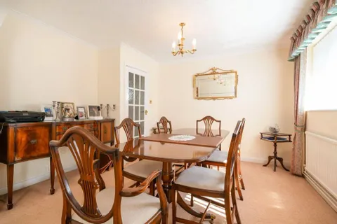 2 bedroom bungalow for sale