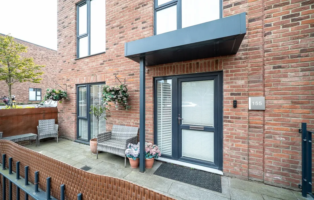 2 bedroom apartment for sale