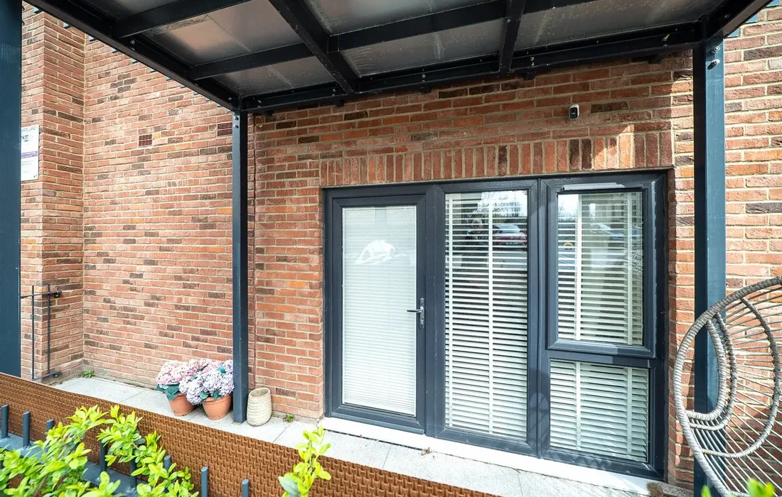 2 bedroom apartment for sale