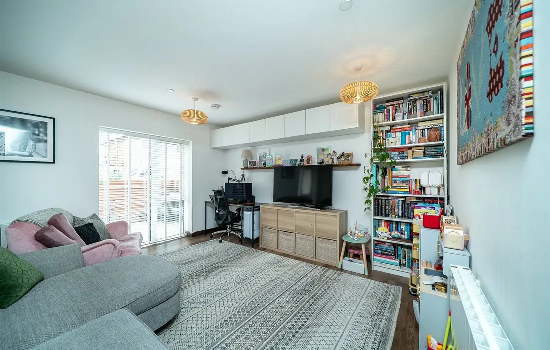 2 bedroom apartment for sale