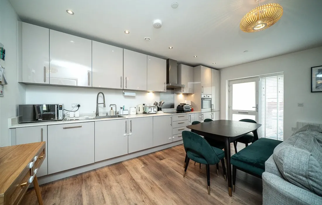 2 bedroom apartment for sale