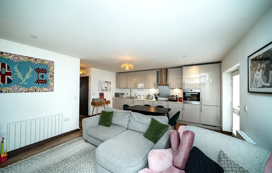 2 bedroom apartment for sale