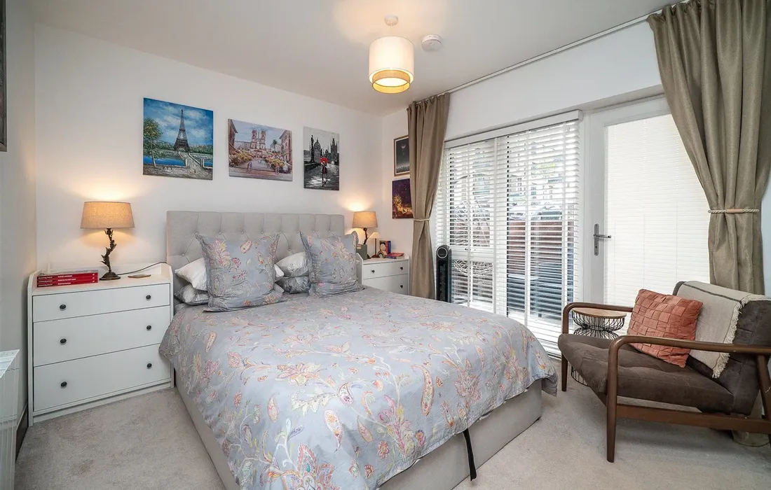 2 bedroom apartment for sale