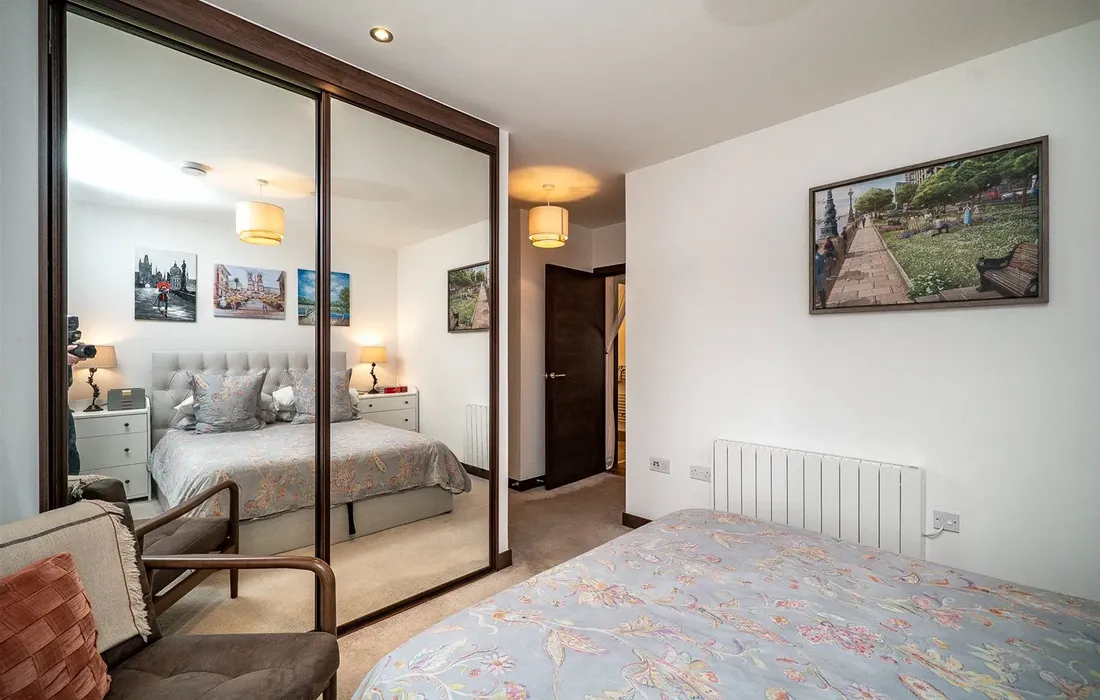 2 bedroom apartment for sale