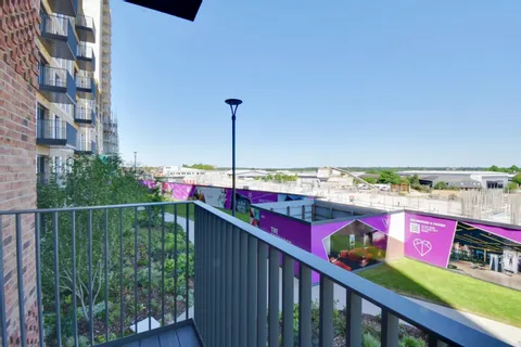 2 bedroom apartment to rent