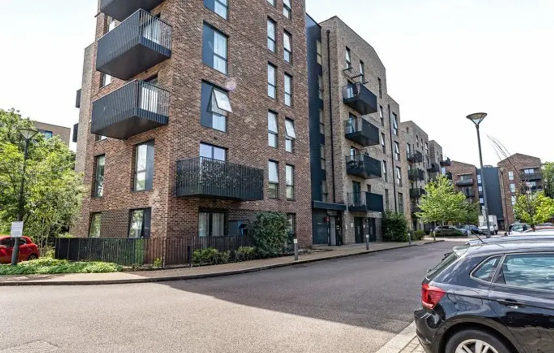 2 bedroom apartment for sale
