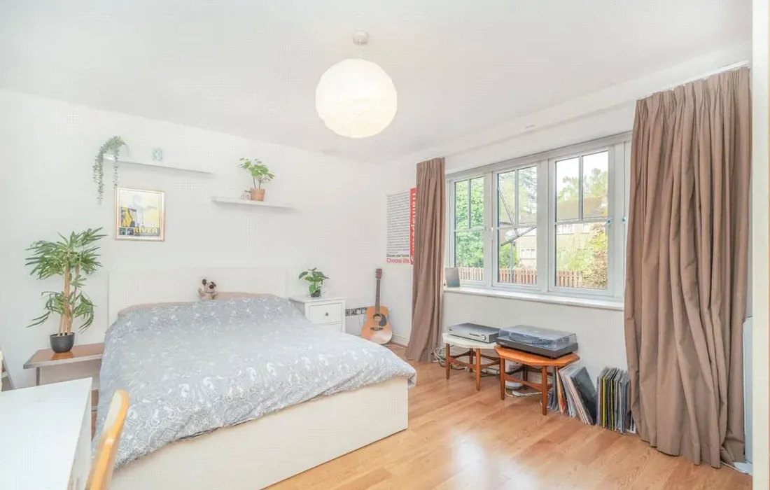 5 bedroom house for sale