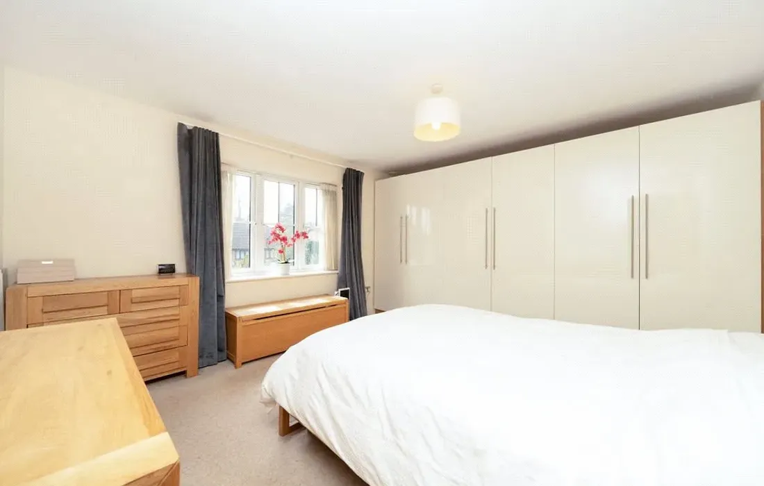 5 bedroom house for sale