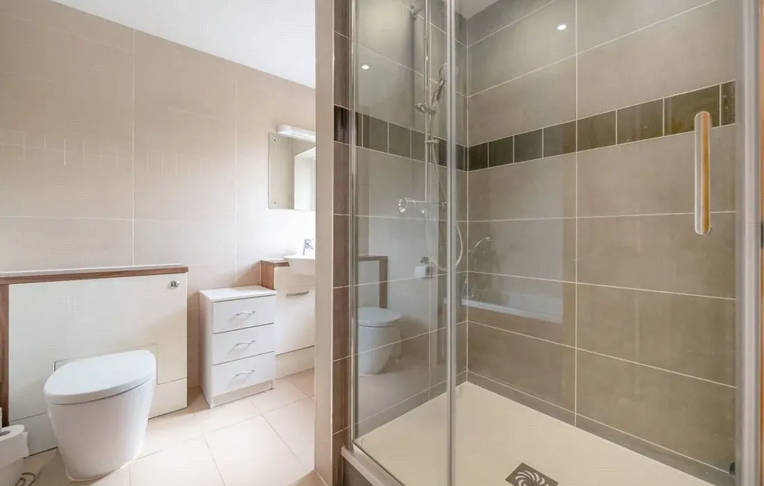 5 bedroom house for sale