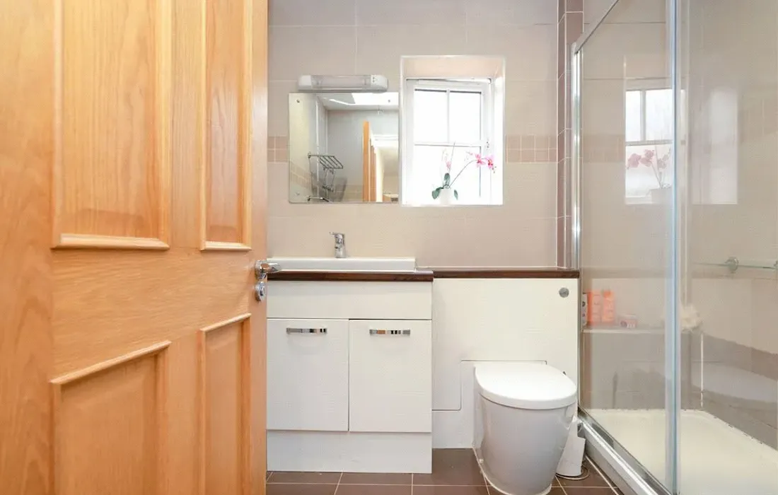 5 bedroom house for sale