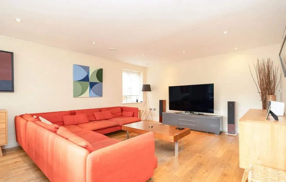 5 bedroom house for sale