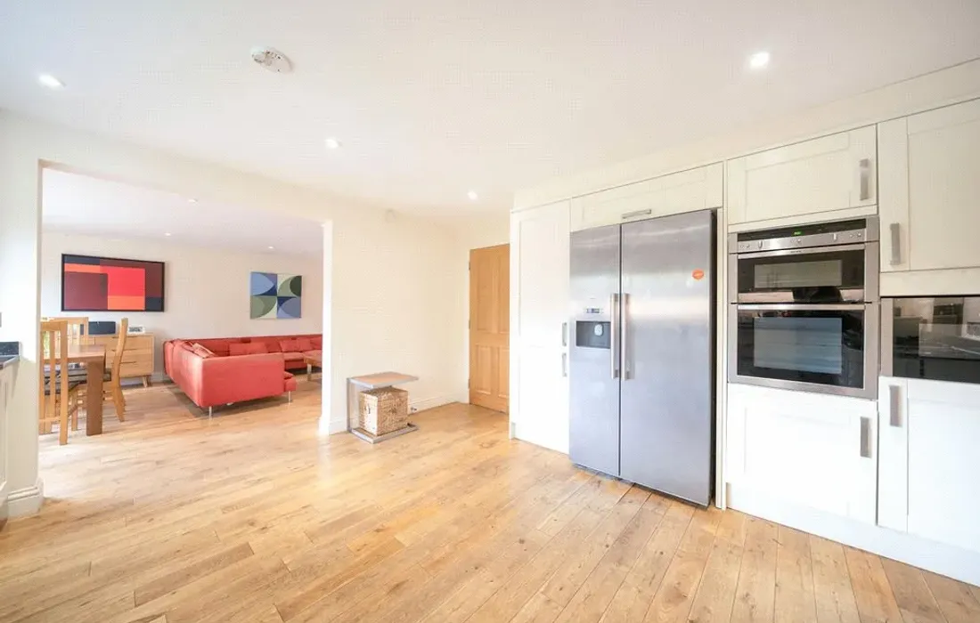 5 bedroom house for sale