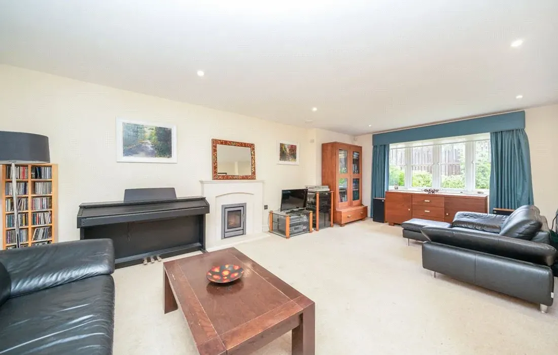 5 bedroom house for sale