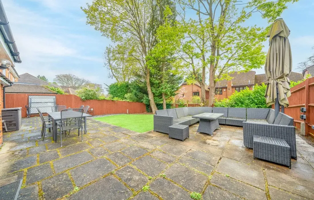 5 bedroom house for sale