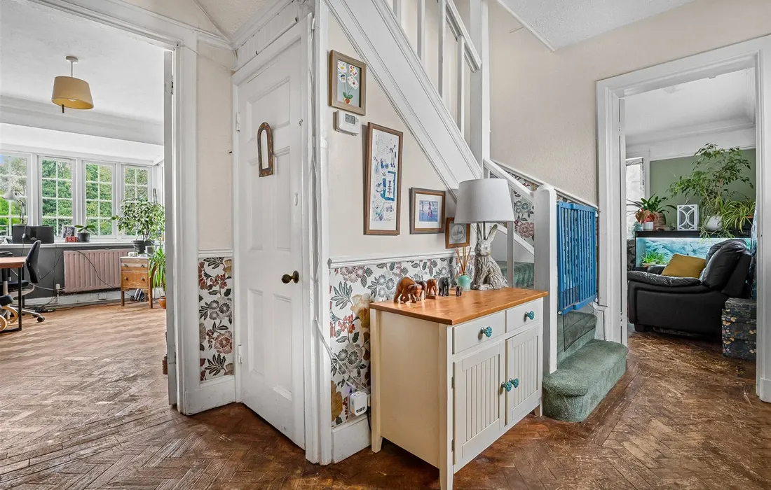 5 bedroom house for sale