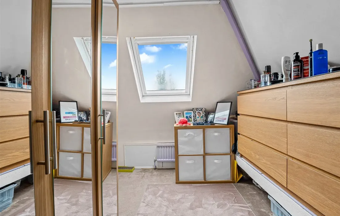 5 bedroom house for sale