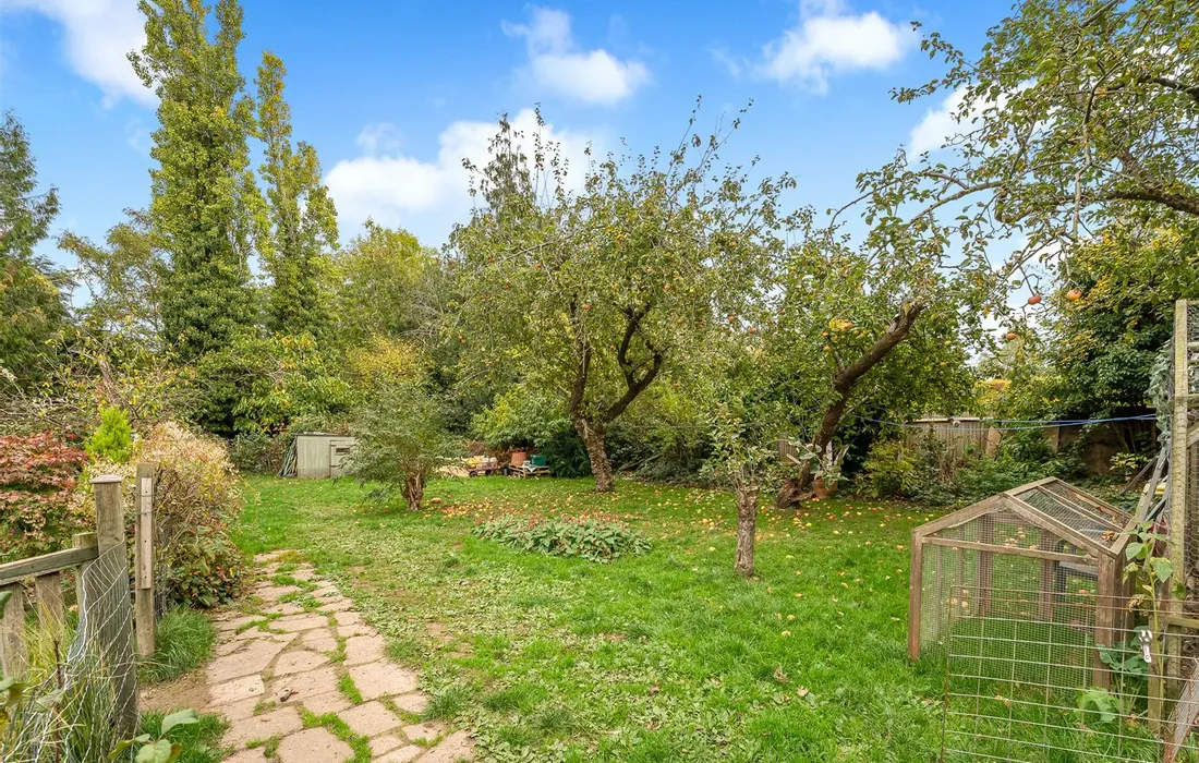 5 bedroom house for sale