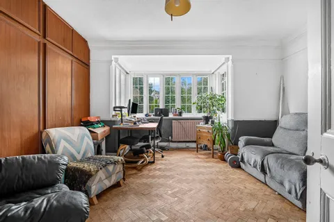 5 bedroom house for sale