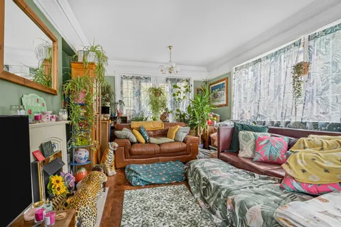 5 bedroom house for sale