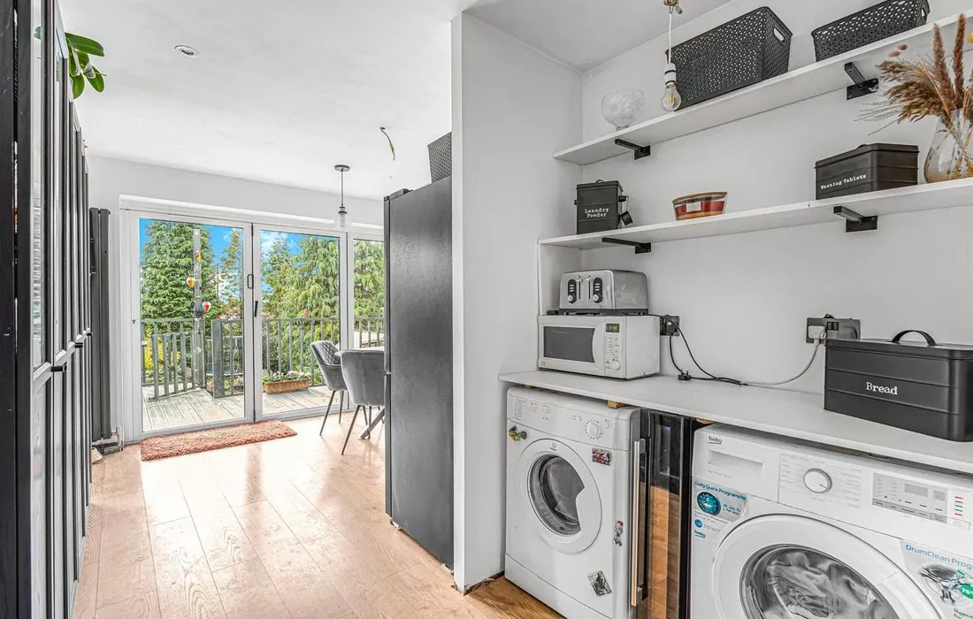 4 bedroom bungalow for sale