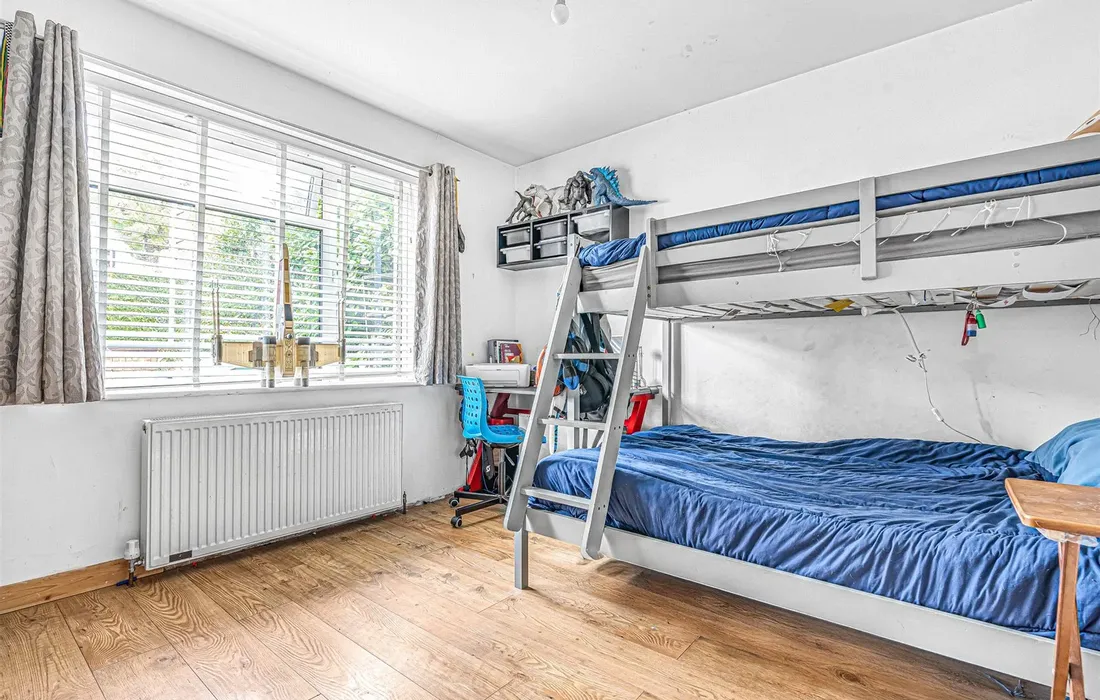 4 bedroom bungalow for sale