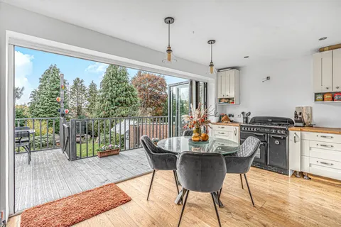 4 bedroom bungalow for sale