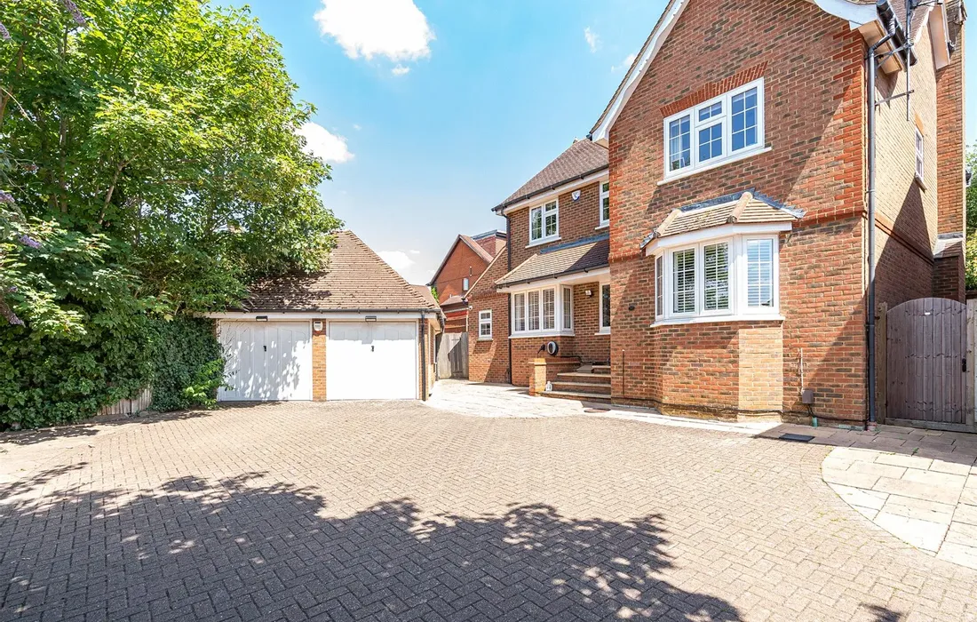 4 bedroom house for sale