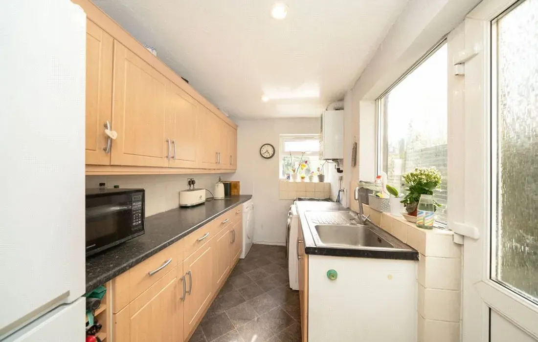 2 bedroom house for sale