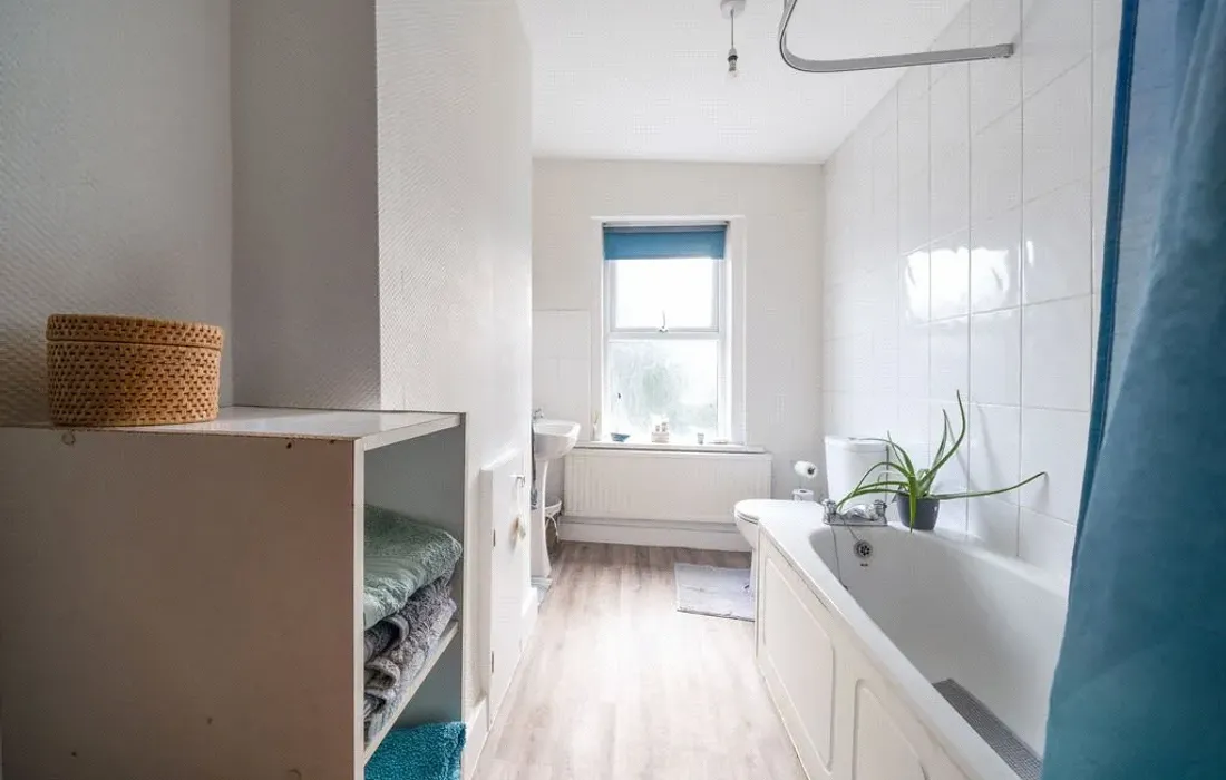 2 bedroom house for sale