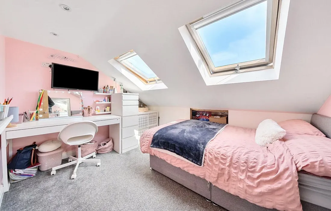 5 bedroom house for sale