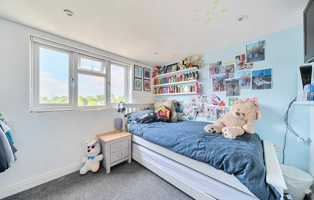 5 bedroom house for sale