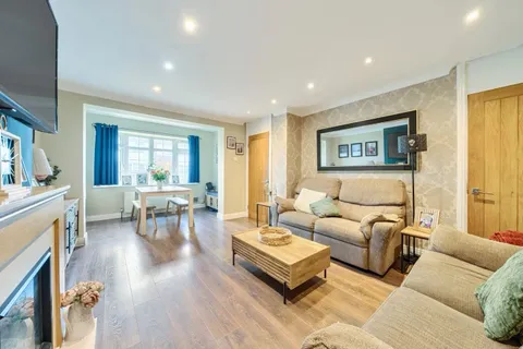5 bedroom house for sale