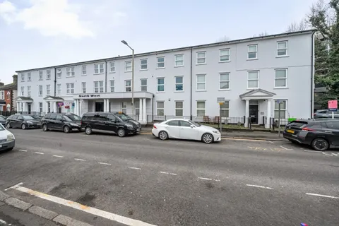 1 bedroom apartment to rent