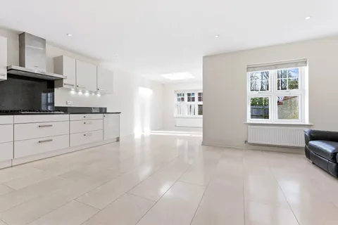 4 bedroom house for sale