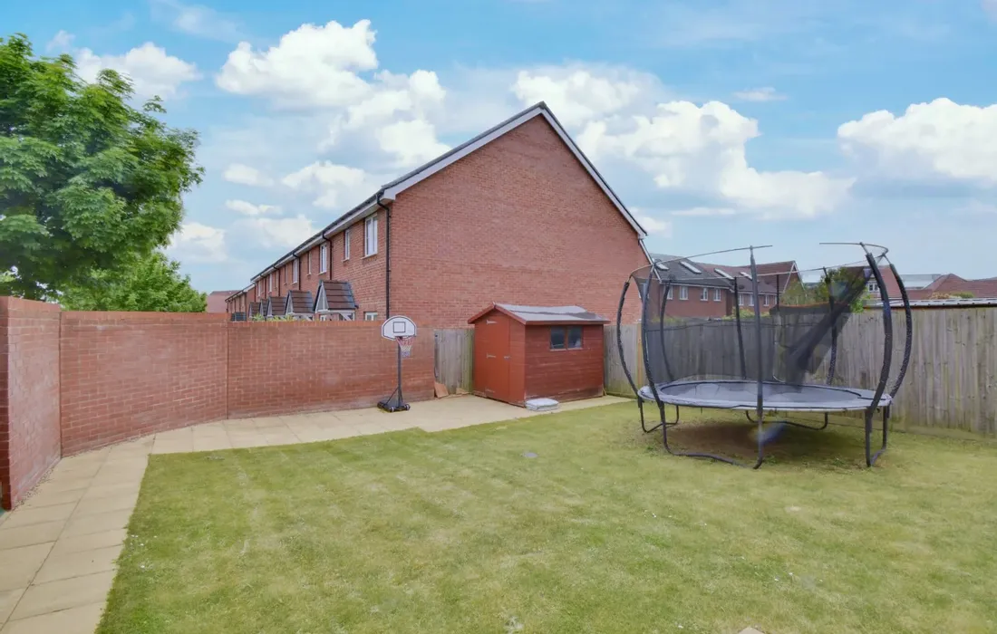 4 bedroom house to rent