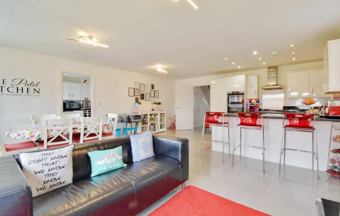 4 bedroom house to rent