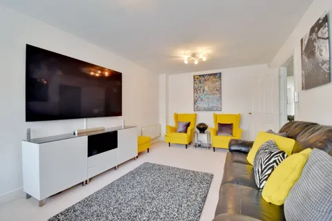 4 bedroom house to rent