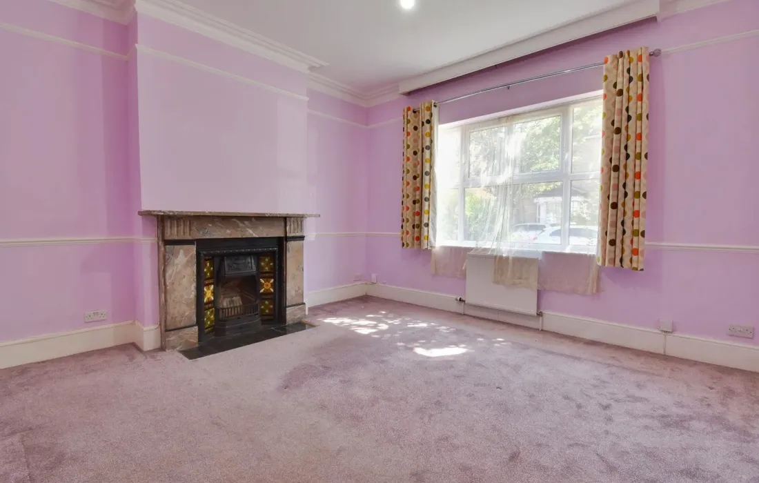 2 bedroom maisonette to rent