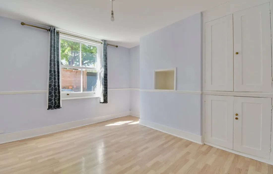 2 bedroom maisonette to rent